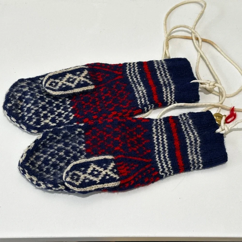 Vintage Selbu Hand Knitted Geo Pattern Norwegian Wool Mittens/Gloves One Size
